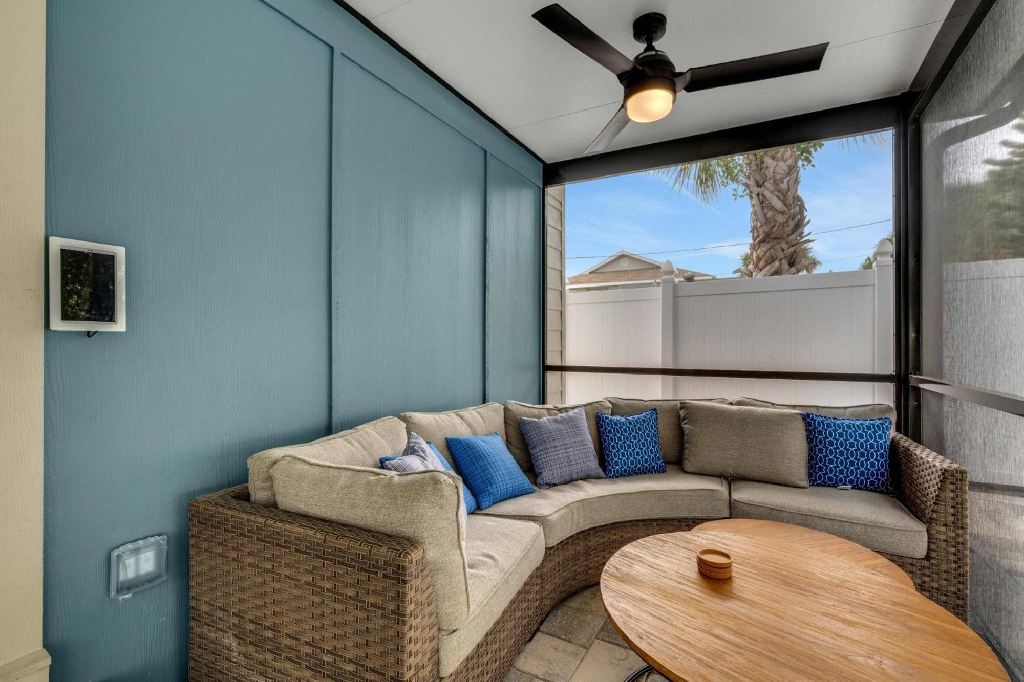 Poolside Oasis - Just Steps To The Sand! - Monthly Beach Rental Clearwater Beach Buitenkant foto