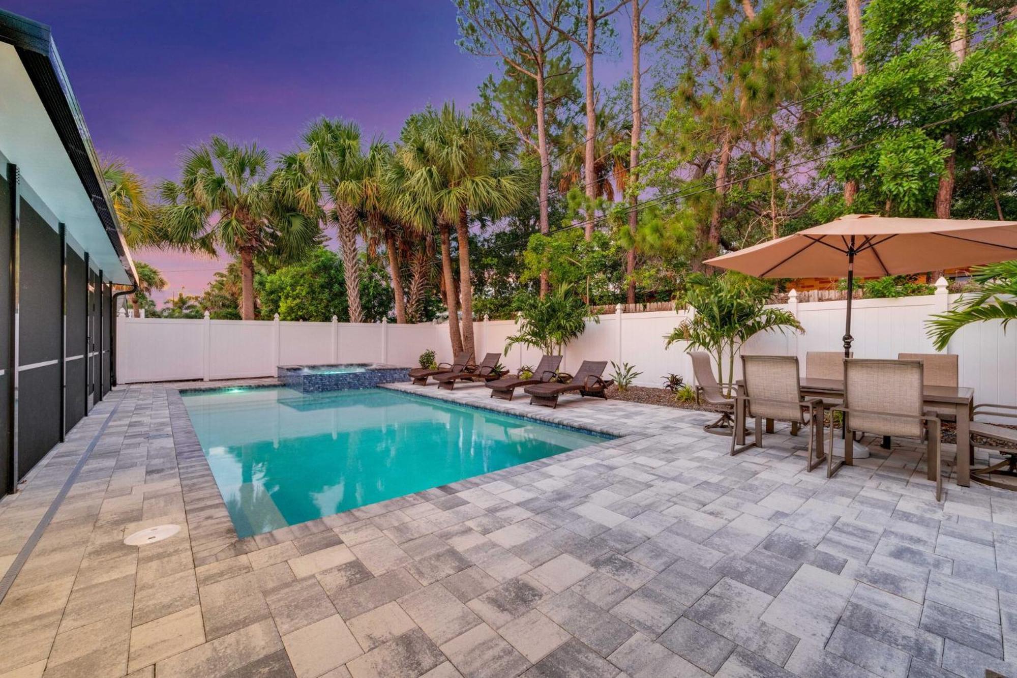 Poolside Oasis - Just Steps To The Sand! - Monthly Beach Rental Clearwater Beach Buitenkant foto
